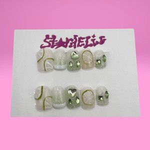 Press on nails lime picnic design